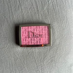 Dior Rosy Glow Blush (001 Pink)